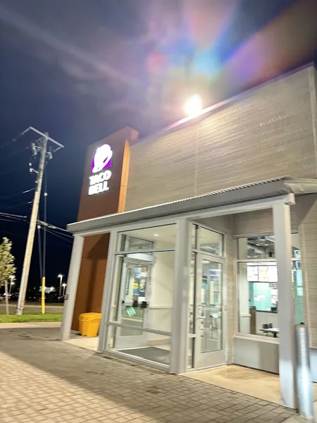 Image + Taco Bell + Mexican food in Fort Erie