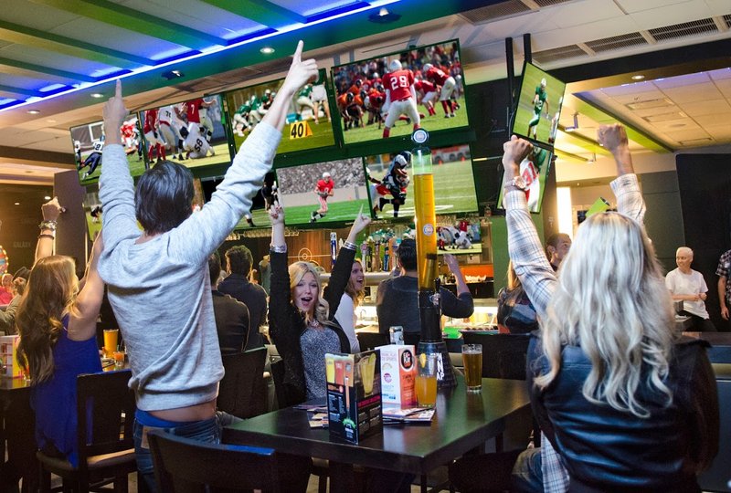 Image Dave & Buster's Ontario American food in Ontario