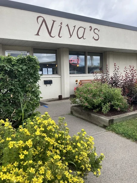 Image Niva's Restaurant Brunch spots in Ontario