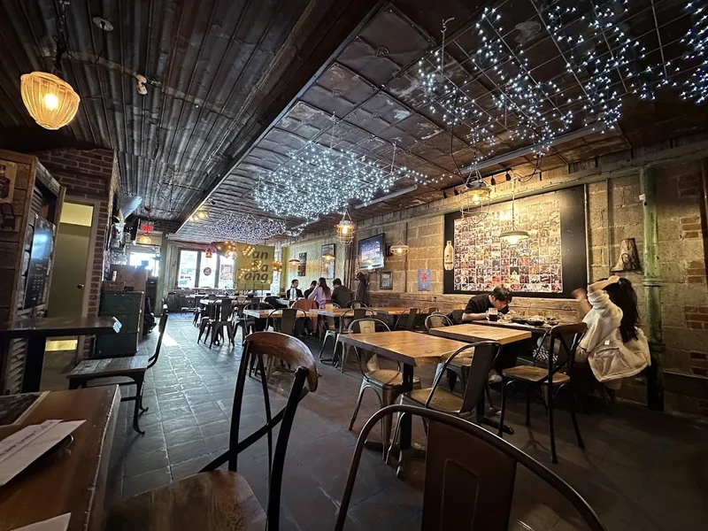 Image Han Ba Tang Korean food in Ontario