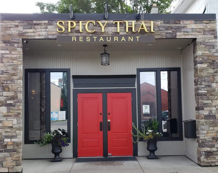 Image Spicy Thai Restaurant Thai food in Ontario