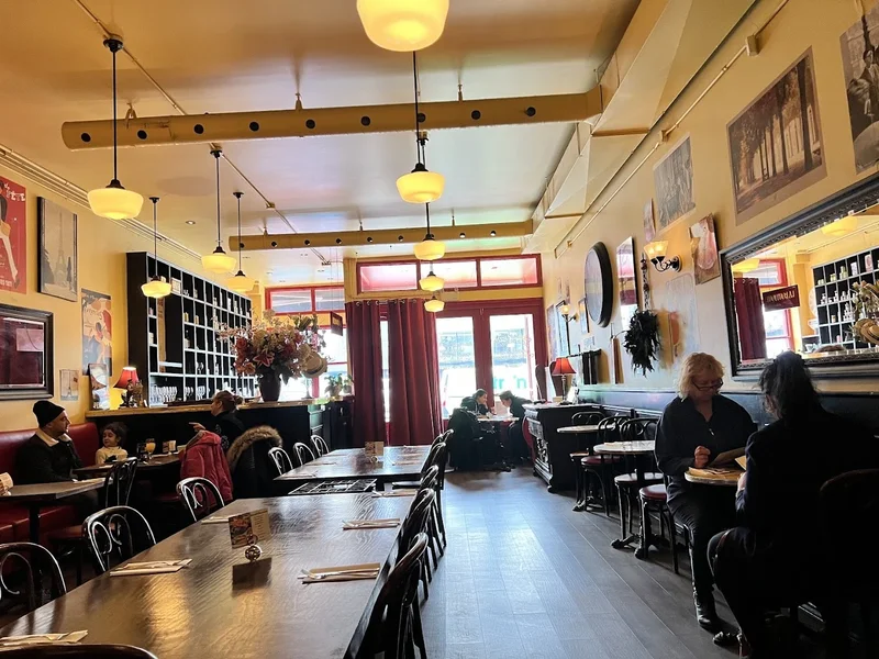 Image Paris Crêpes Café Dessert shops in Ontario