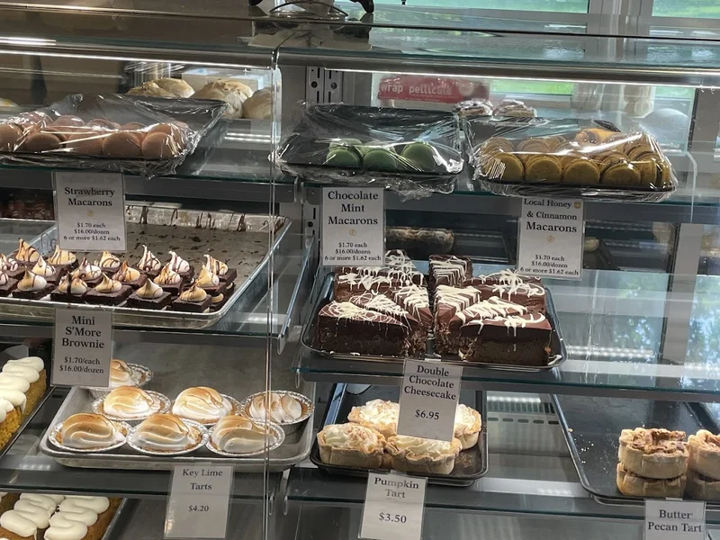 Image Urban Parisian Patisserie & Boulangerie Dessert shops in Ontario