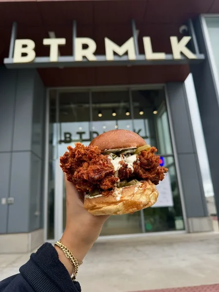 Image BTRMLK - London (1305 Riverbend Rd) Fried chicken in Ontario