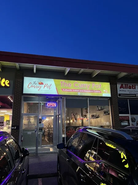 Image + The Curry Pot Restaurant + Curry in Ontario