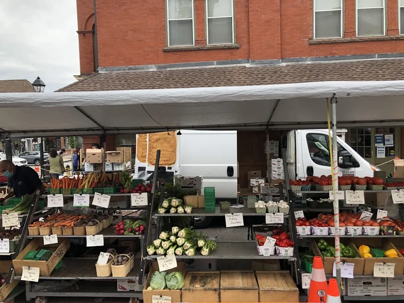 Image Cambridge Farmers' Market Food markets in Ontario