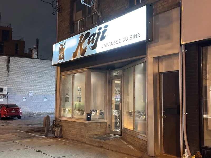 Image Sushi Kaji Restaurant Japanese food in Toronto