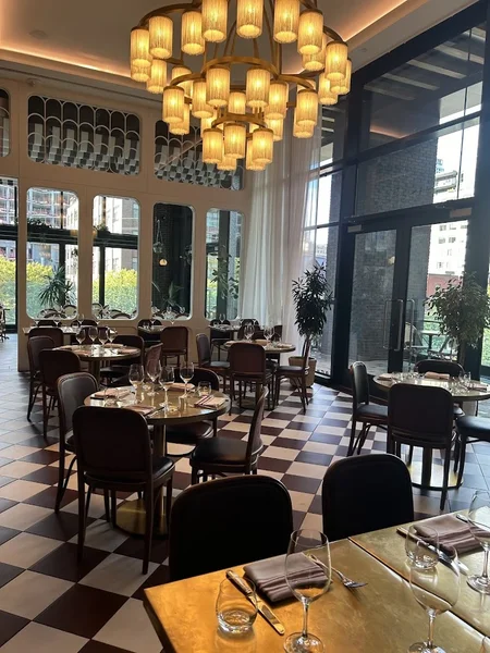 Image La Plume French cuisine in Toronto