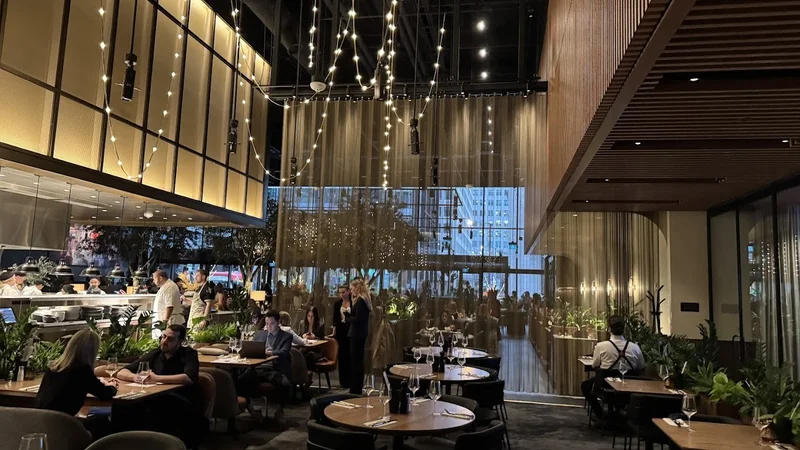 Image JOEY King St Dinner spots in Ontario