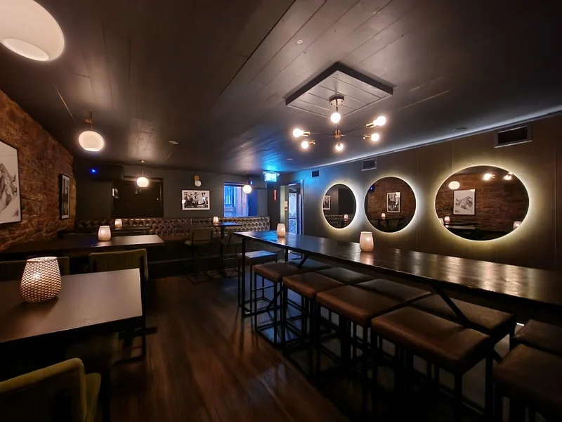 Image 11:11 Hamilton Cocktail bars in Ontario