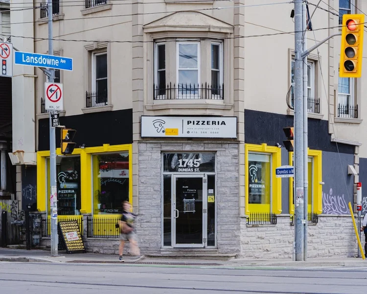 Image Acute Pizzeria Pizza in Toronto