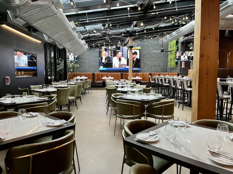 Image Kellys Landing Restaurants in Toronto