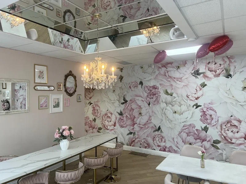 Image Julienne's Patisserie Patisseries in Toronto
