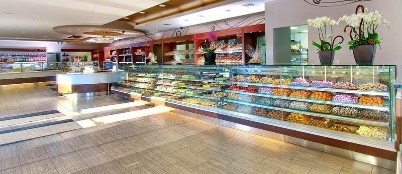 Image Serano Bakery Patisseries in Toronto