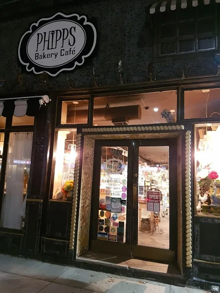 Image Phipps Bakery & Dessert Shop Patisseries in Toronto