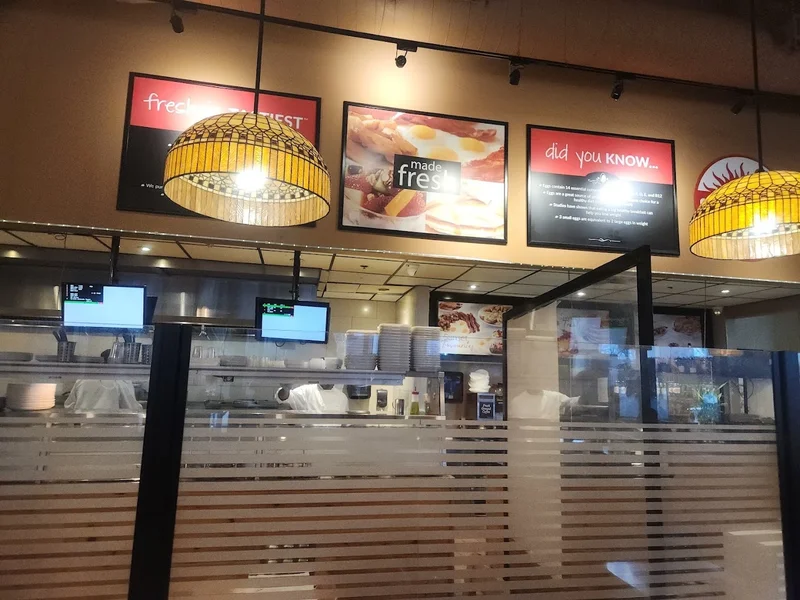 Image Boom at Eglinton Breakfast joints in Toronto
