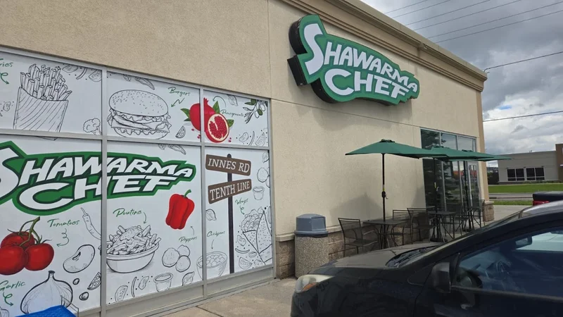 Image Shawarma Chef Middle Eastern food