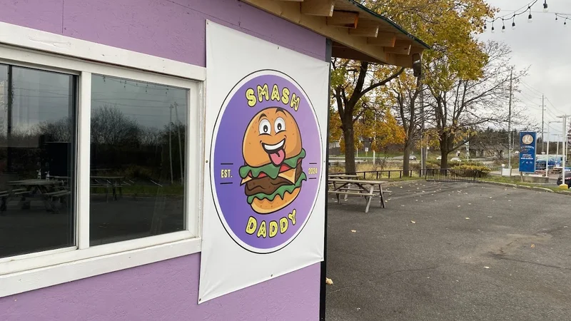 Image + Smash Daddy - Bell’s Corners + Burgers in Ottawa