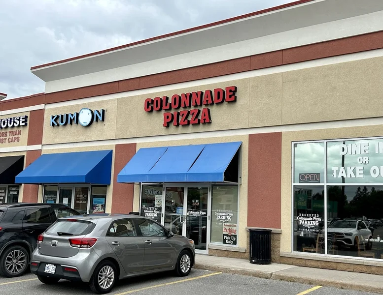 Image + Colonnade Pizza + Pizza in Ottawa