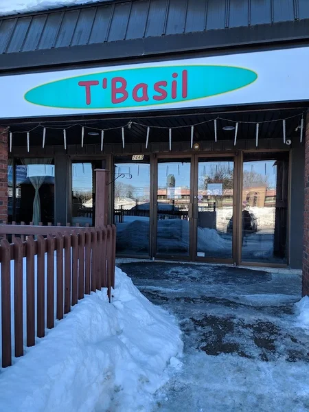 Image T'Basil Thai food in Ottawa