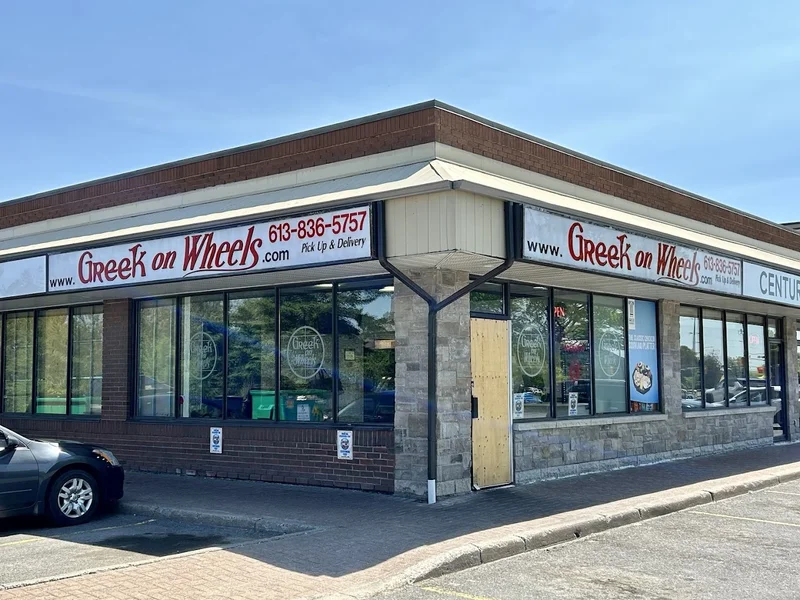 Image Greek On Wheels (Hunt Club Rd) Greek food in Ottawa