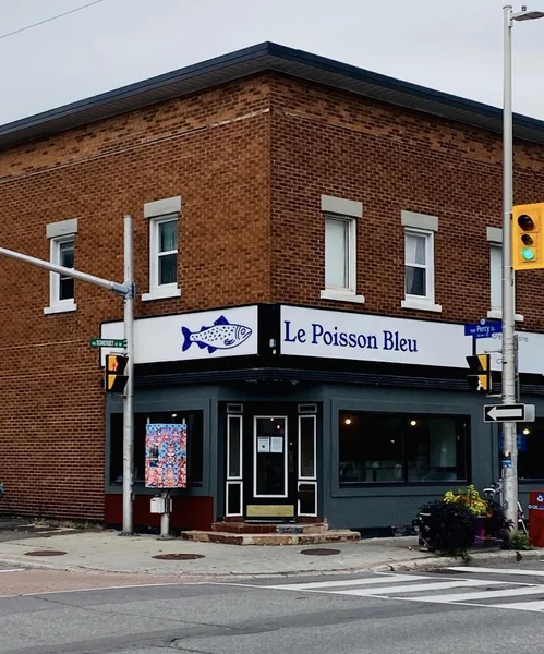 Image Le Poisson Bleu Restaurants in Ottawa