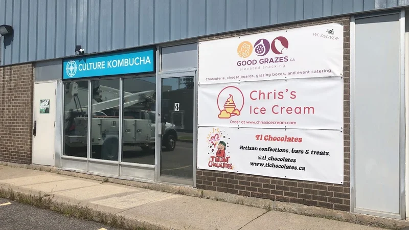 Image Chris's Ice Cream ice cream parlors in Ottawa