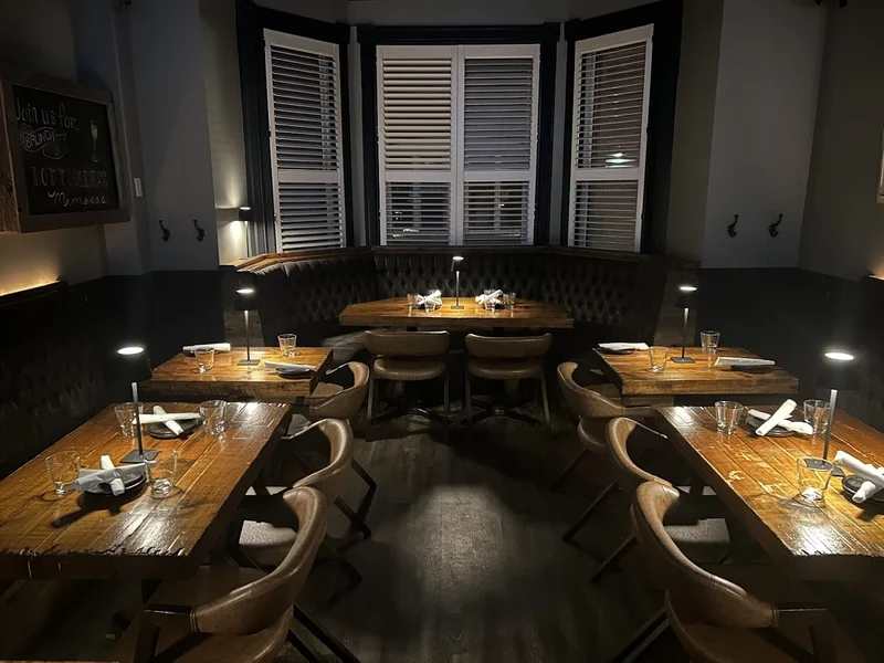 Image Prohibition Public House Lunch spots in Ottawa