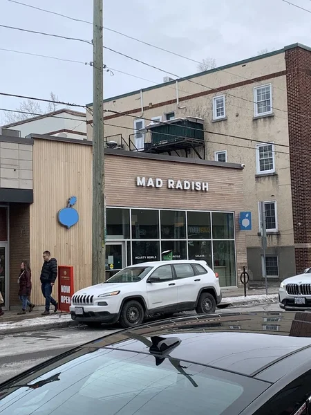 Image Mad Radish l Healthy Restaurant & Catering Lunch spots in Ottawa