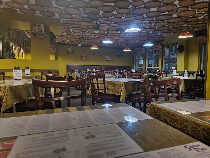 Image + Saigon Phở + Noodles in Ottawa