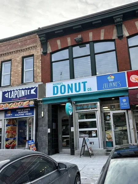 Image Maverick's Donuts, Byward Market Dessert shops in Ottawa