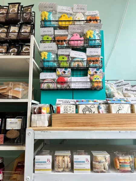 Image + Hello Dolly Pastries + Patisseries in Ottawa