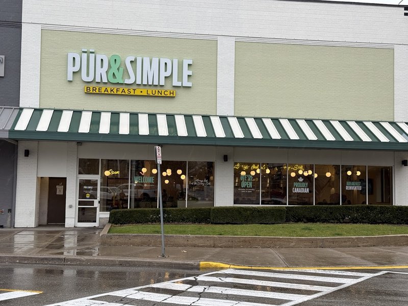 Image Pür & Simple (City Centre Dr) American food in Mississauga