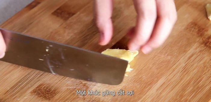 Cut ginger into julienne strips, chop spring onion and cilantro. (Optional: Roll up and thinly slice mustard or pera leaves).