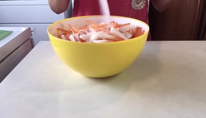 Add 1/2 tablespoon of salt and mix for another minute.