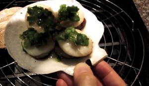 Grilled Scallops with Butter & Scallions: Easy Recipe