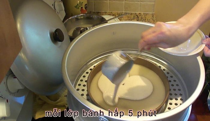 For the last layer, steam the whole cake for 15 minutes.