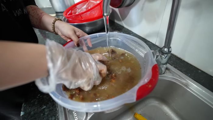 Prepare the tamarind broth: Break apart tamarind, remove seeds (optional), and dissolve in water.