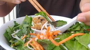 Crispy Vietnamese Egg Rolls with Noodle Bowl: Easy Recipe