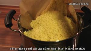 Vietnamese Mung Bean Sticky Rice (Xoi Vo): A Step-by-Step Guide