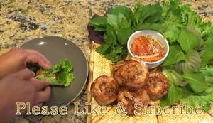 Vietnamese Fried Shrimp Cakes (Bánh Cóng) Recipe