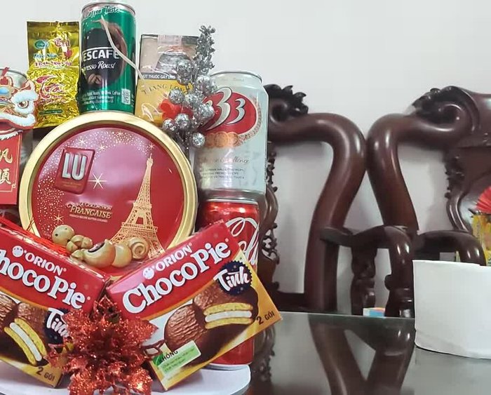 Prepare boxed candy. Any kind will do.