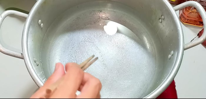 Drain and dry: Place the blanched cabbage in a basket to drain excess water. Allow to air dry slightly.