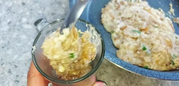 Press the mixture tightly into a glass mold to form a sausage shape.