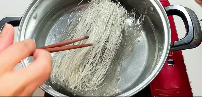 Blanch the pork: Boil the pork for about 3 minutes until slightly softened. Remove and drain.