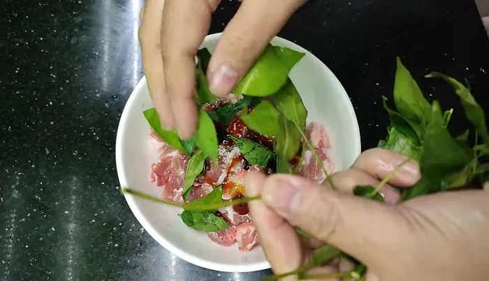 Let the marinated meat rest. It can be marinated for as little as 5-10 minutes or up to half an hour.