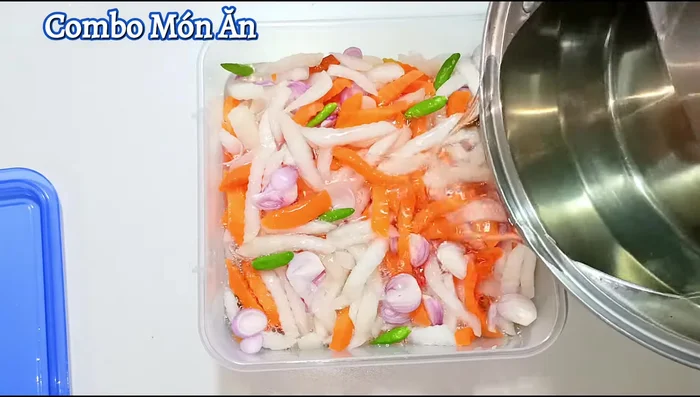Let the mixture soak for 5 hours, or longer for a more intense flavor. After 5 hours, store in the refrigerator for about a day to allow ingredients to fully absorb flavors and become crispier.