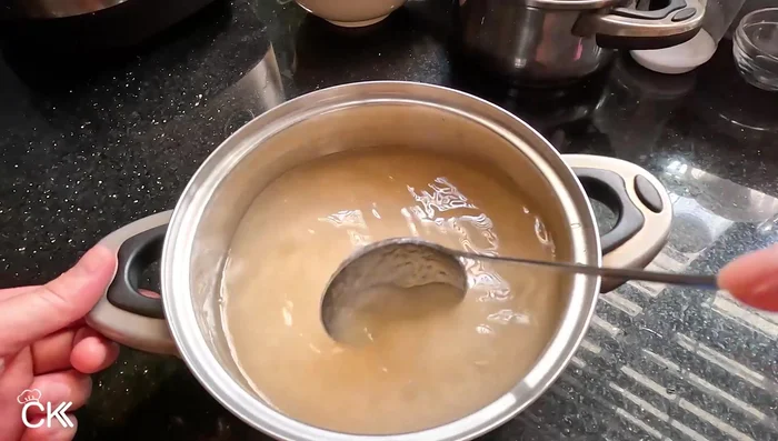 Let the jelly powder expand: Allow the mixture to sit for 30 minutes to 1 hour (or longer for a richer flavor).