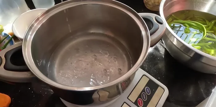 Prepare vinegar solution: Combine rice vinegar, sugar, and salt. Boil for 3-4 minutes, then let cool completely.