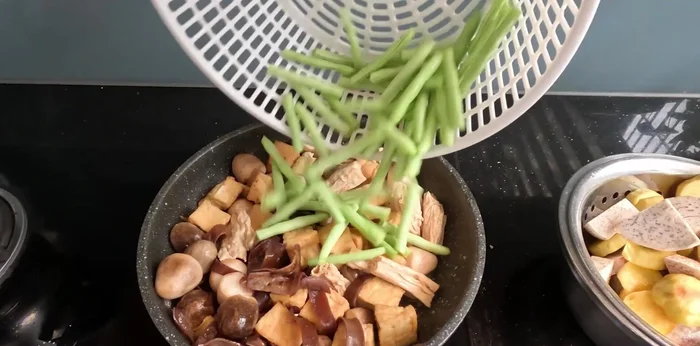 Add green beans and stir-fry.